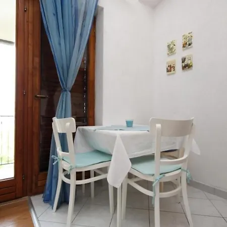 Apartments By The Sea Brela, Makarska - 2713 Esterno foto