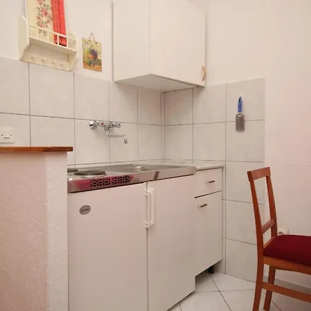 Apartments By The Sea Brela, Makarska - 2713 Esterno foto