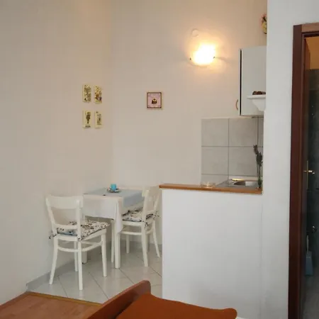Apartments By The Sea Brela, Makarska - 2713 Esterno foto