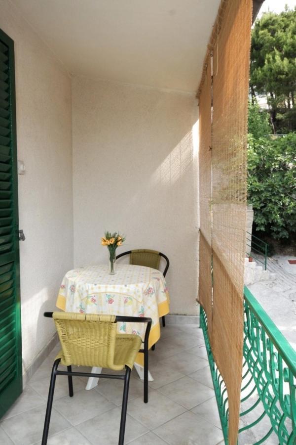 Apartment By The Sea Brela, Makarska - 2713