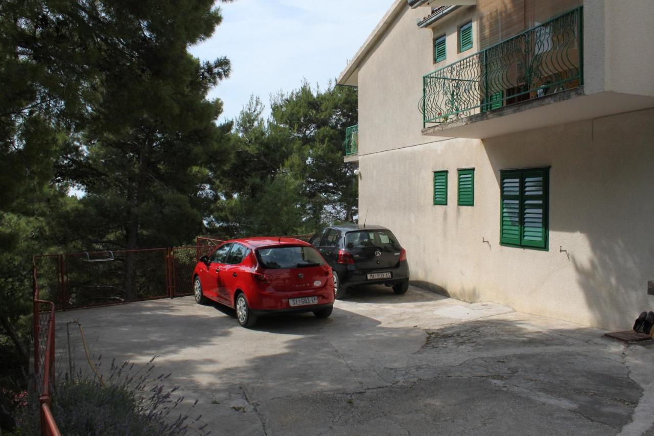 Apartment By The Sea Brela, Makarska - 2713 *